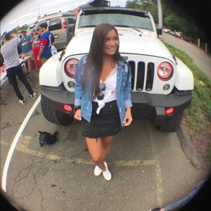 Meet your Posher, Olivia